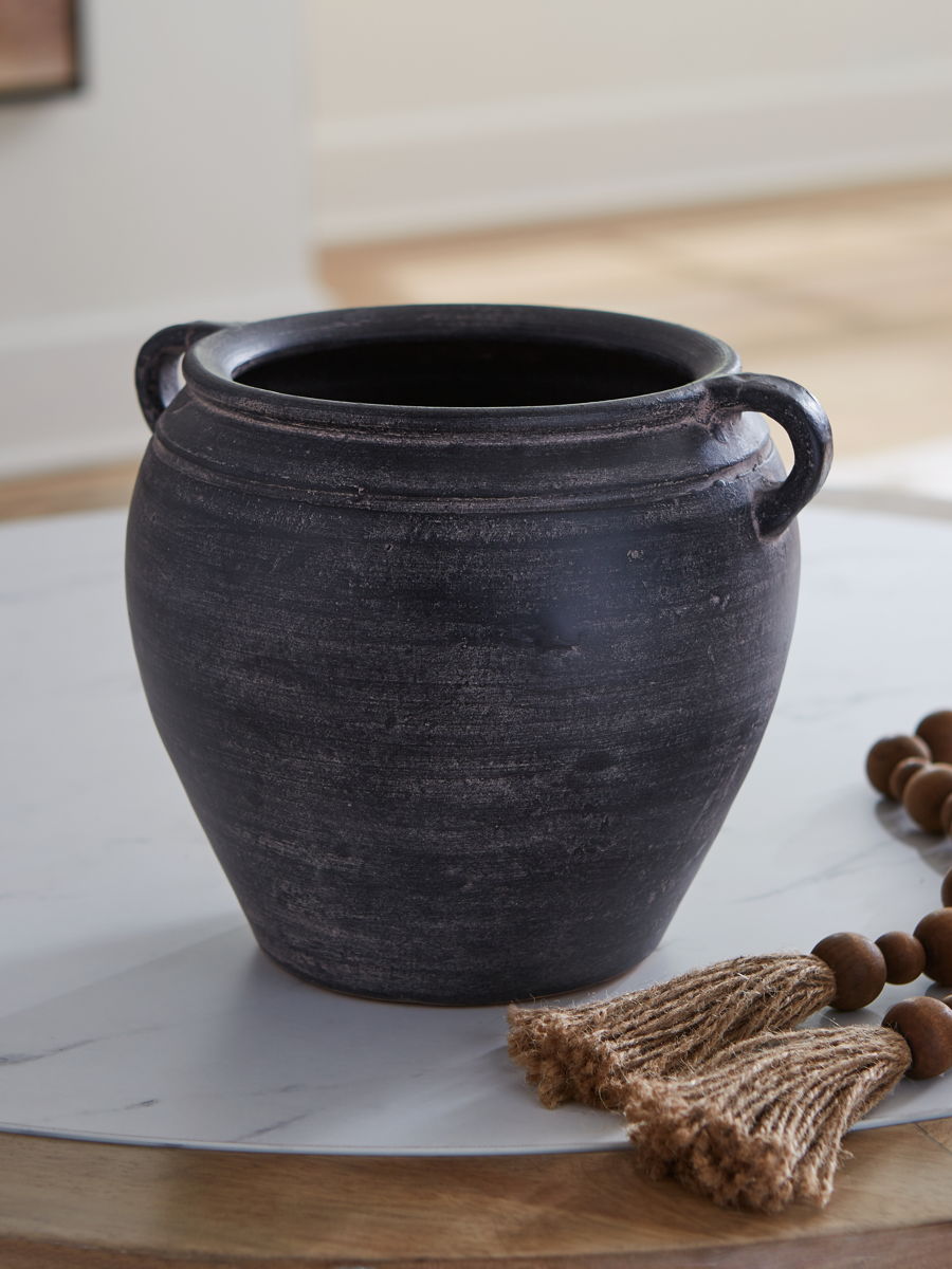 Meadie - 9" Vase - Image 7