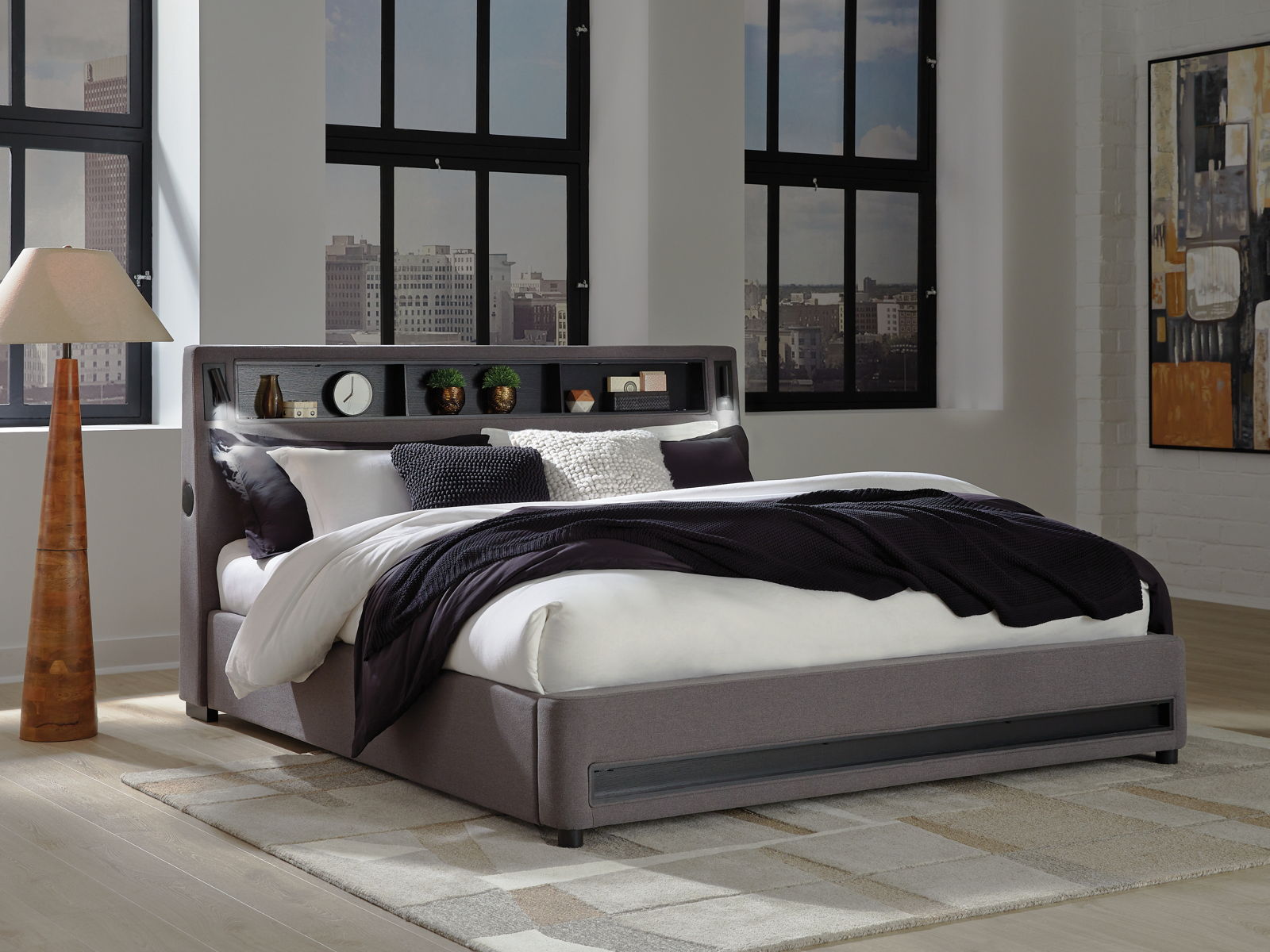 Verishaw - Upholstered Bed - Image 4