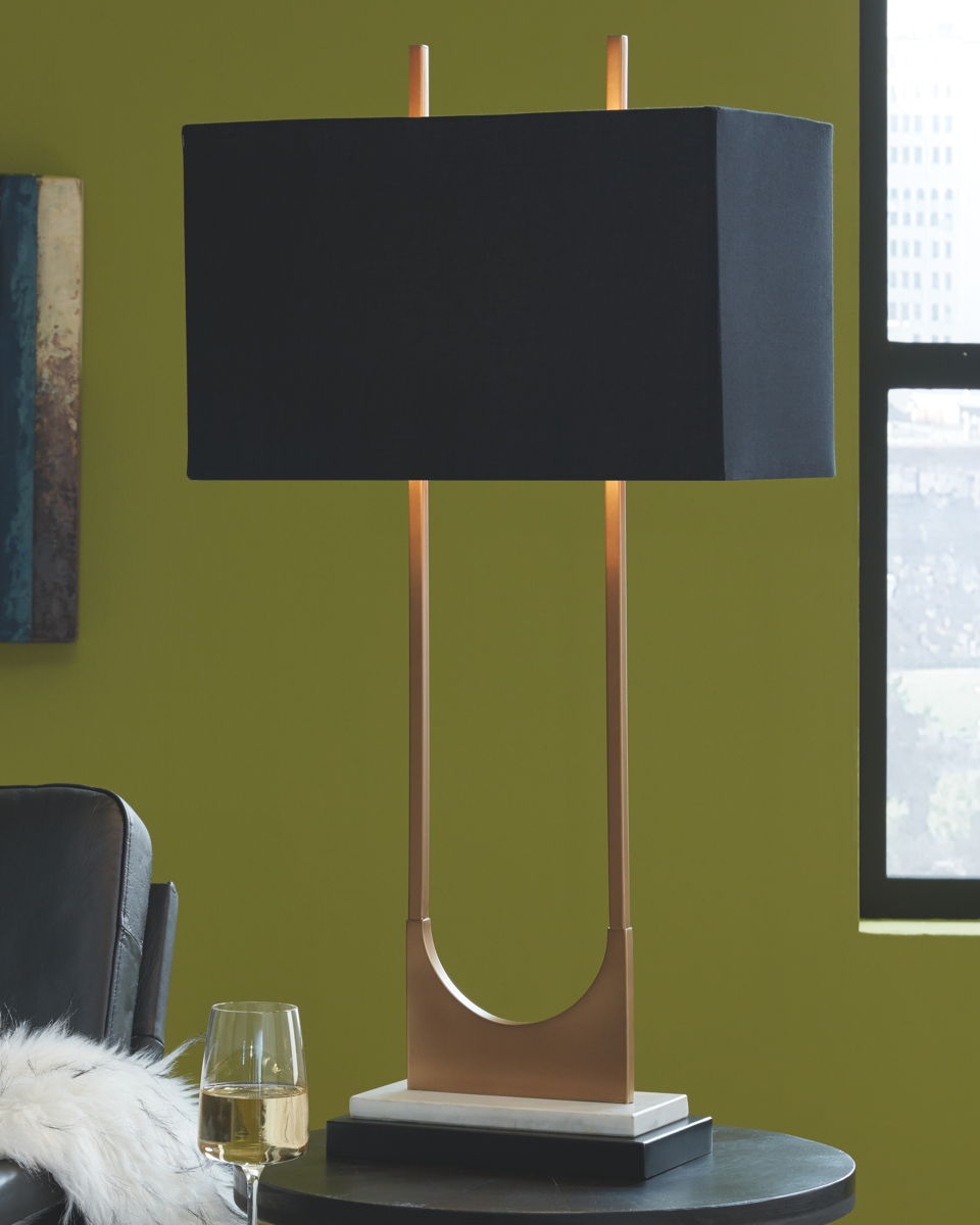 Malana - Metal Table Lamp - Brass Finish - Image 3