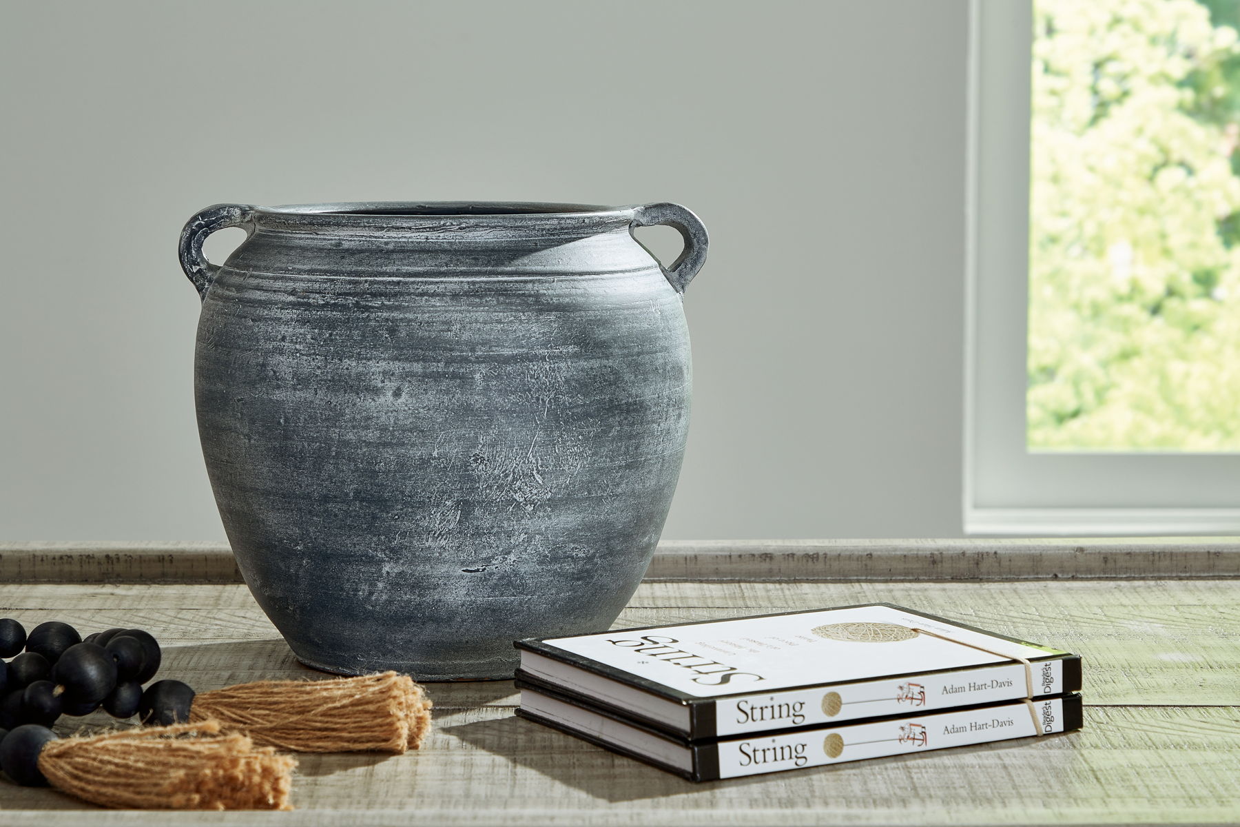 Meadie - 9" Vase - Image 4