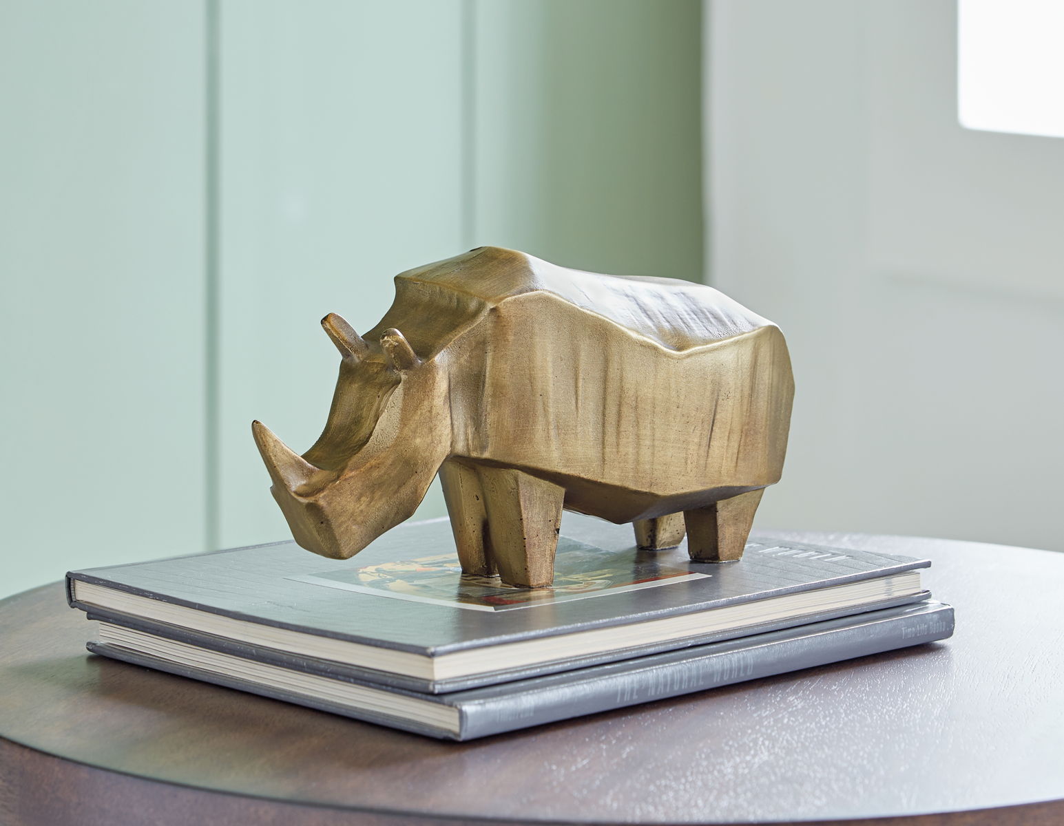 Gentwell - Sculpture - Antique Gold Finish - Image 4