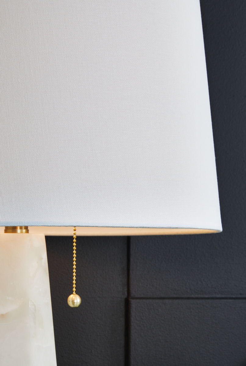 Laurellen - Alabaster Table Lamp - White - Image 3