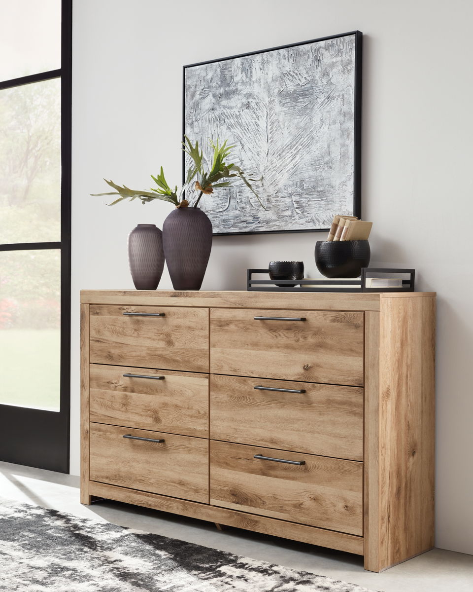 Hyanna - Six Drawer Dresser - Tan Brown - Image 3