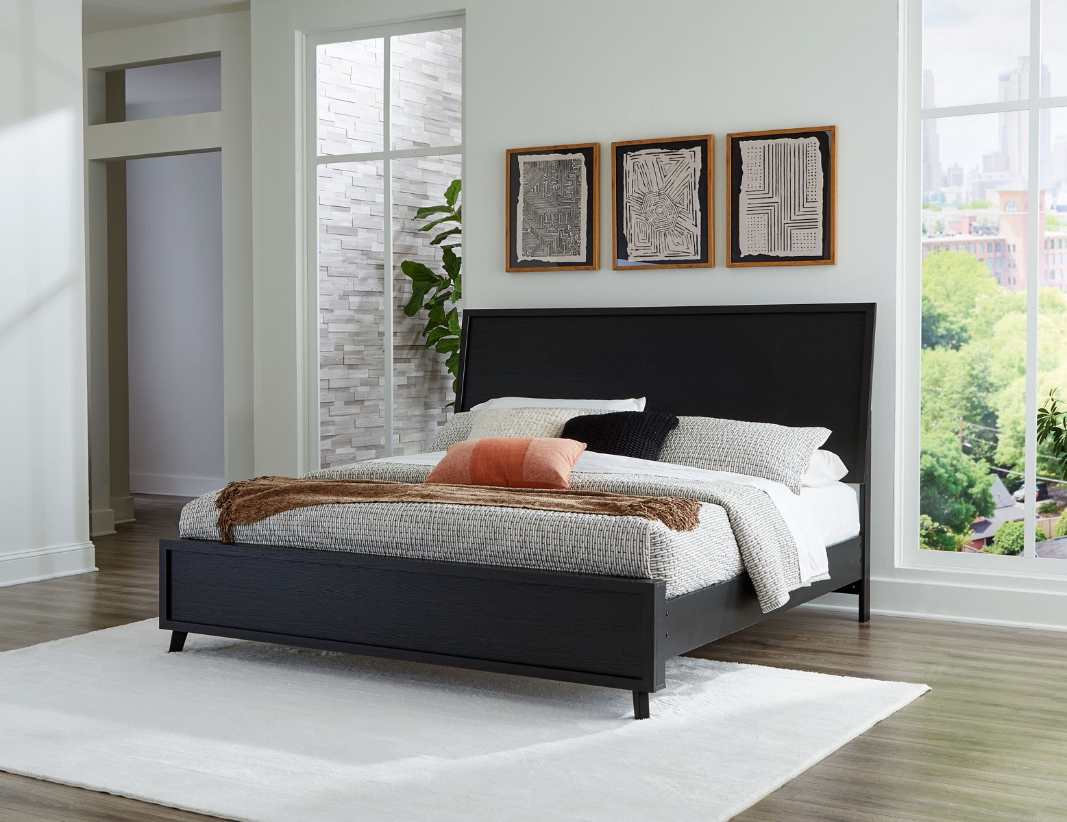 Danziar - Panel Bed - Image 6