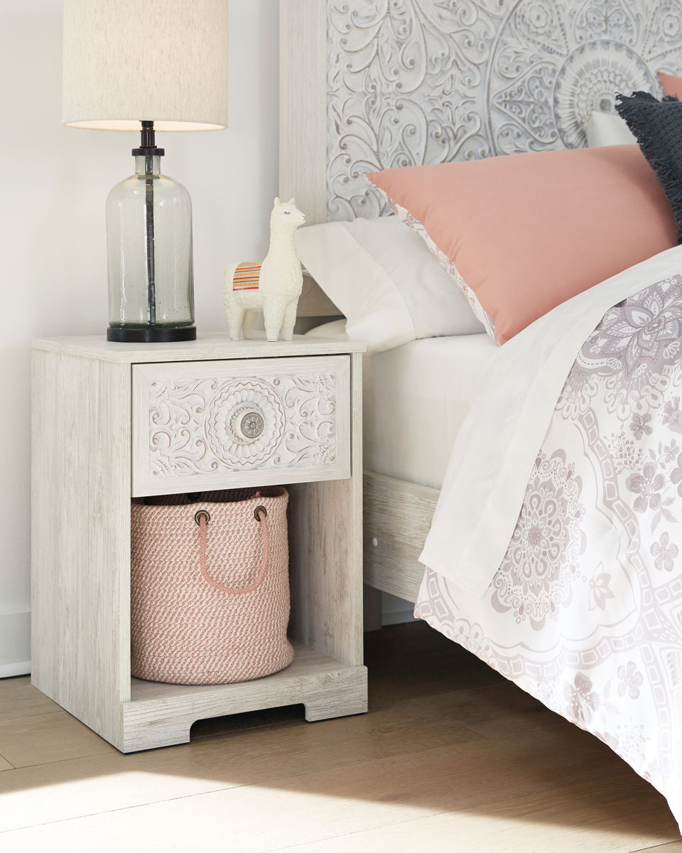 Paxberry - One Drawer Night Stand - Open Cubby - Whitewash - Image 3