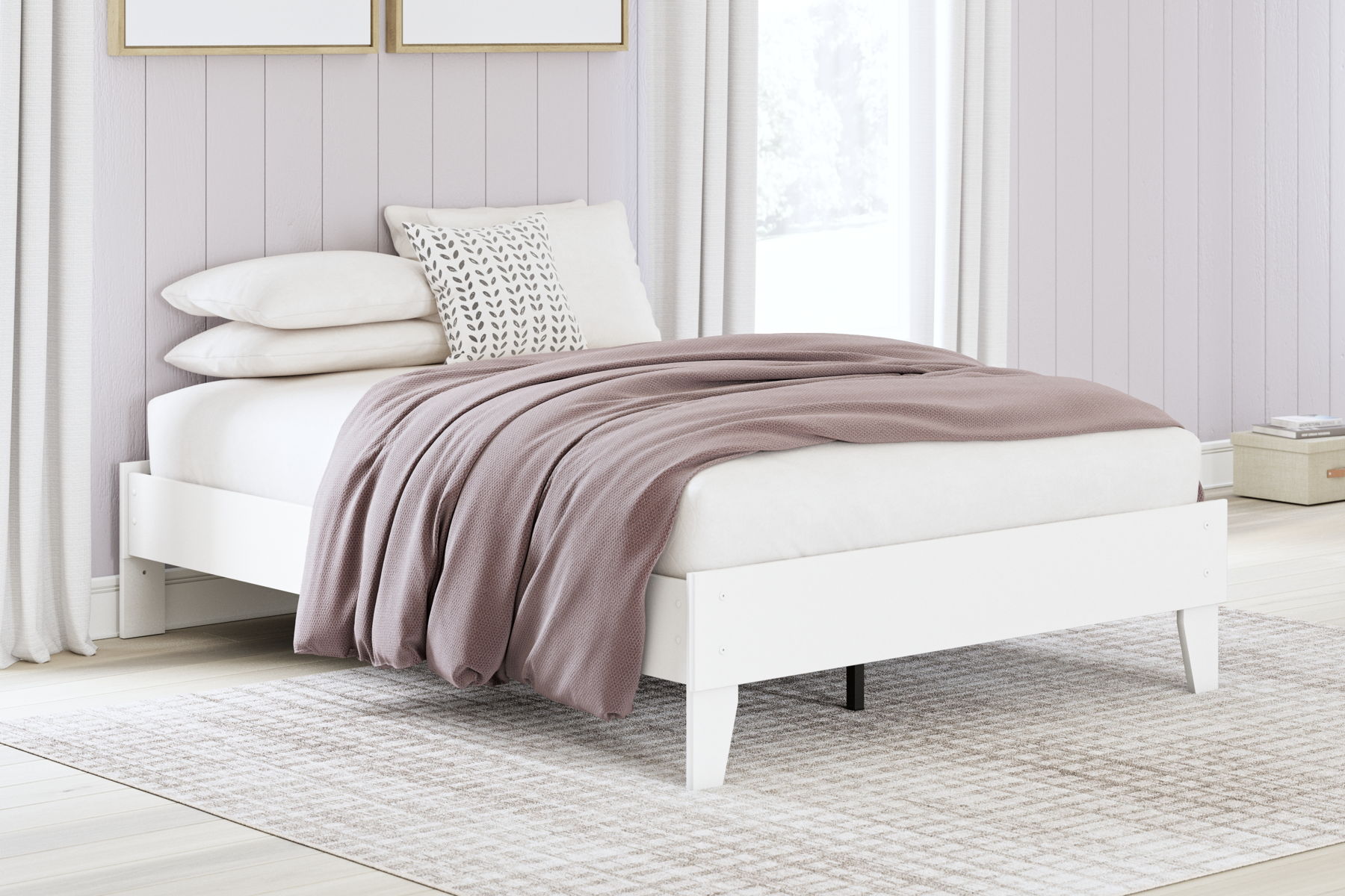 Hallityn - Platform Bed - Image 7